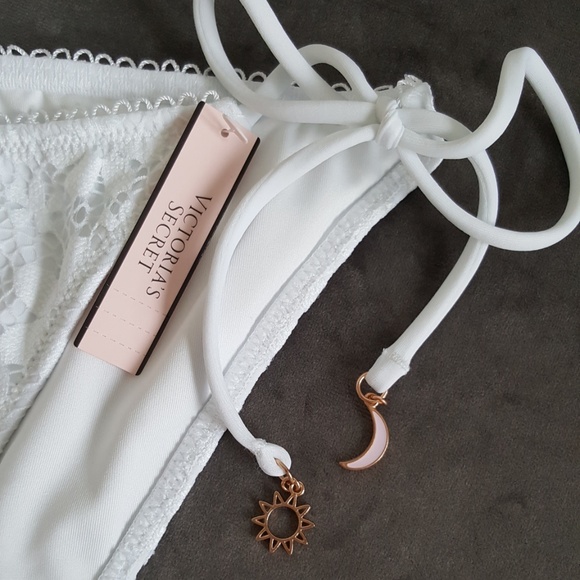 NW Victorias Secret Lace Floral Charms Ties Bikini - Picture 5 of 8